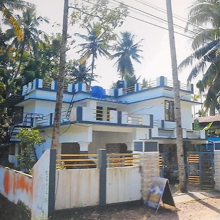 A K Munroe Homestay Mundrothuruth Exterior foto