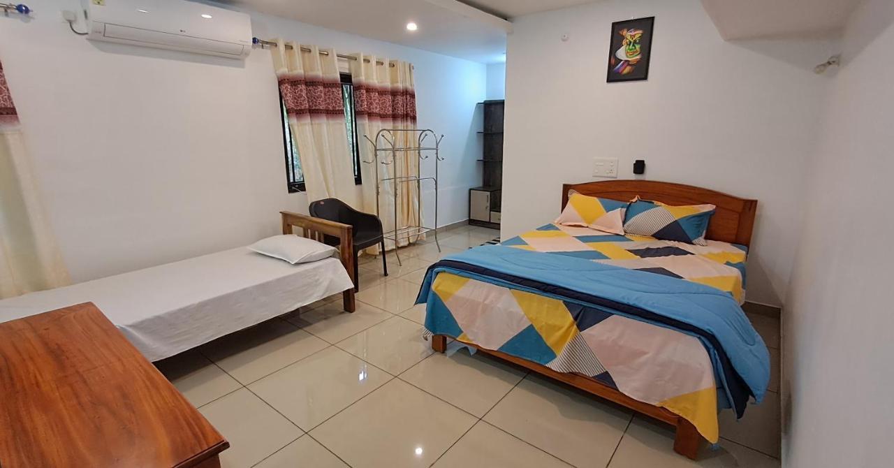 A K Munroe Homestay Mundrothuruth Zimmer foto